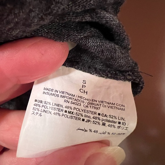 Old Navy Boyfriend Tee size SP - Picture 4 of 6